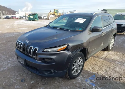 2014 Jeep Cherokee Latitude z USA, uszkodzony, nr VIN 1C4PJMCS7EW137747